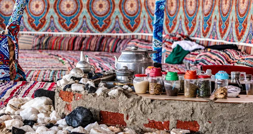 Hurghada Desert Safari & Camel Ride Tour
