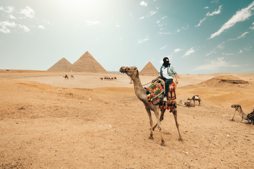 Private Tour from Hurghada to Cairo